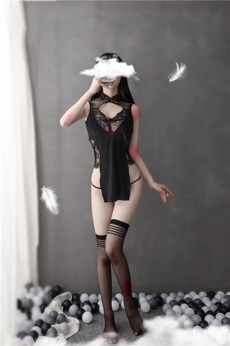 Velvet Qipao Set
