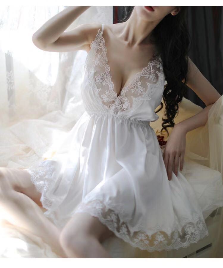 Embroidered Lace Chemise Set