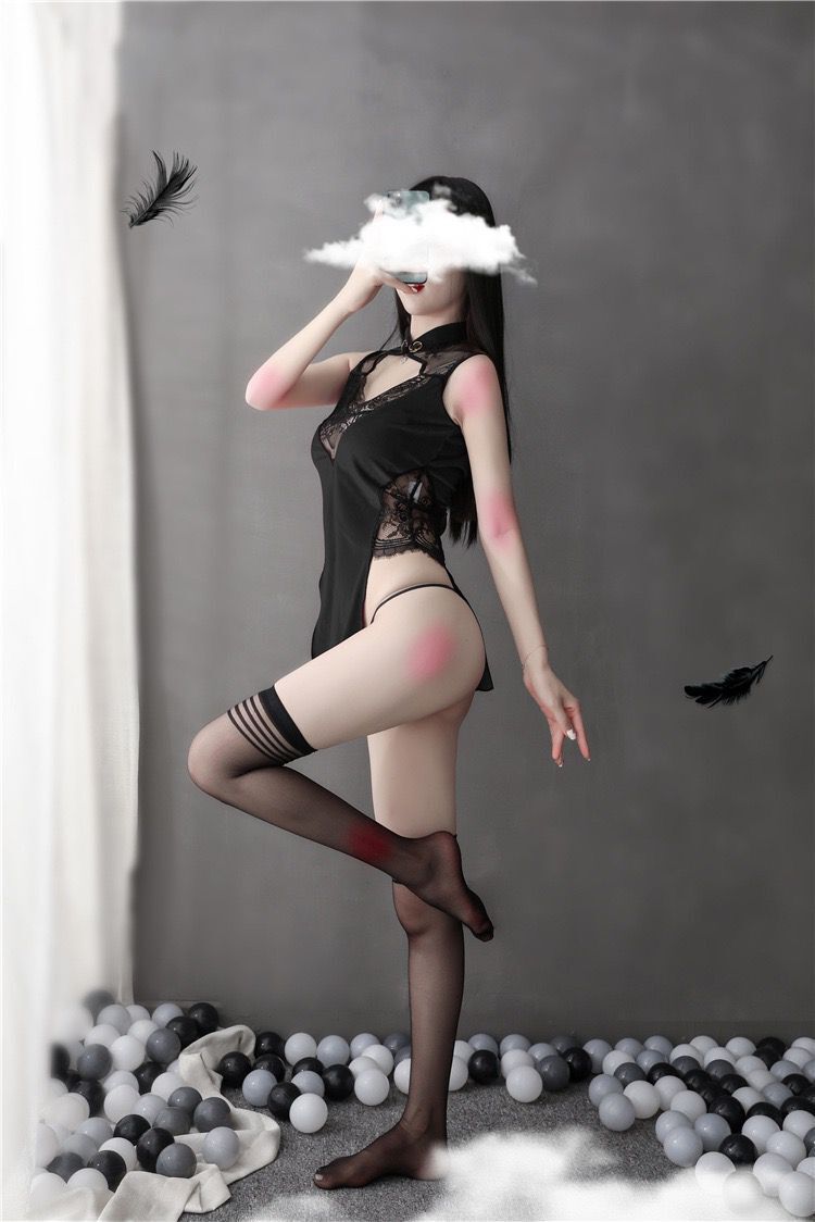 Velvet Qipao Set