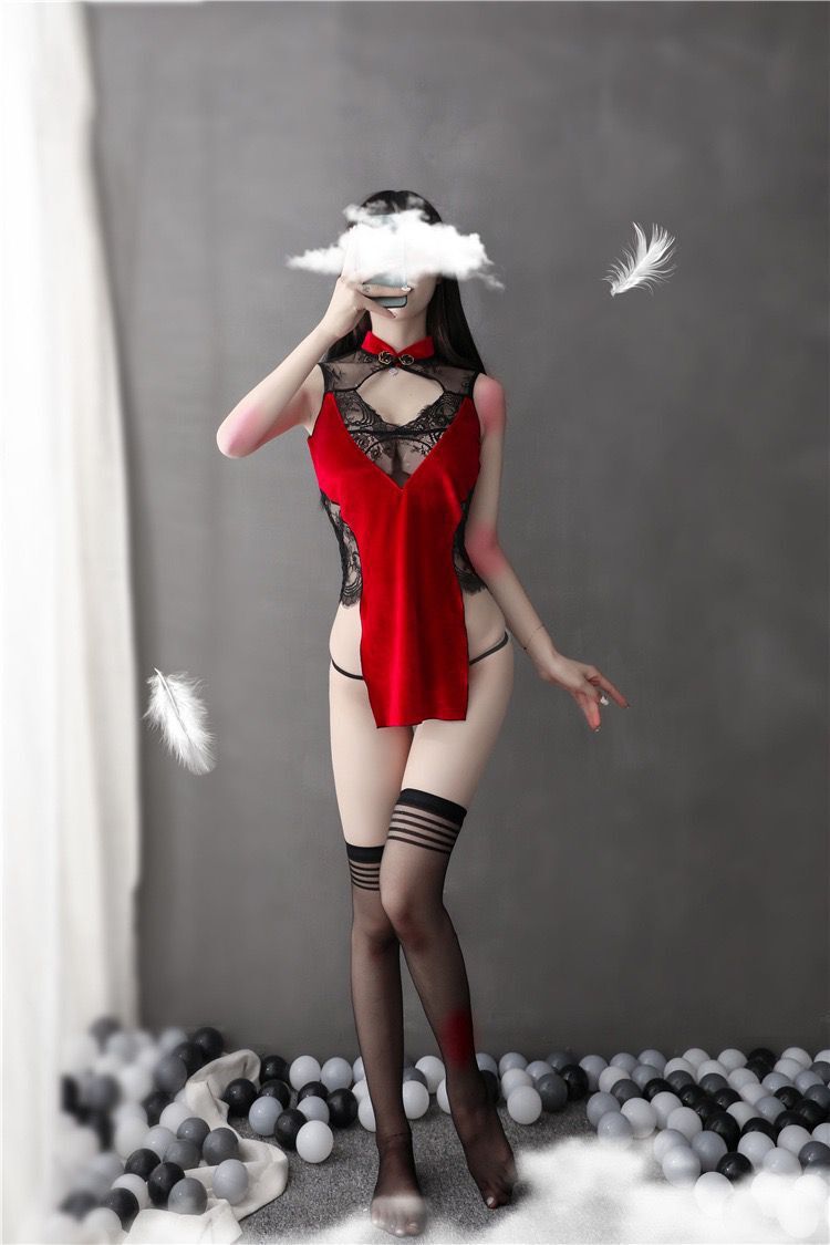 Velvet Qipao Set