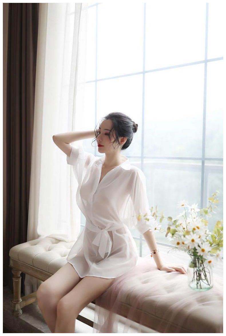 Transparent na Robe Set
