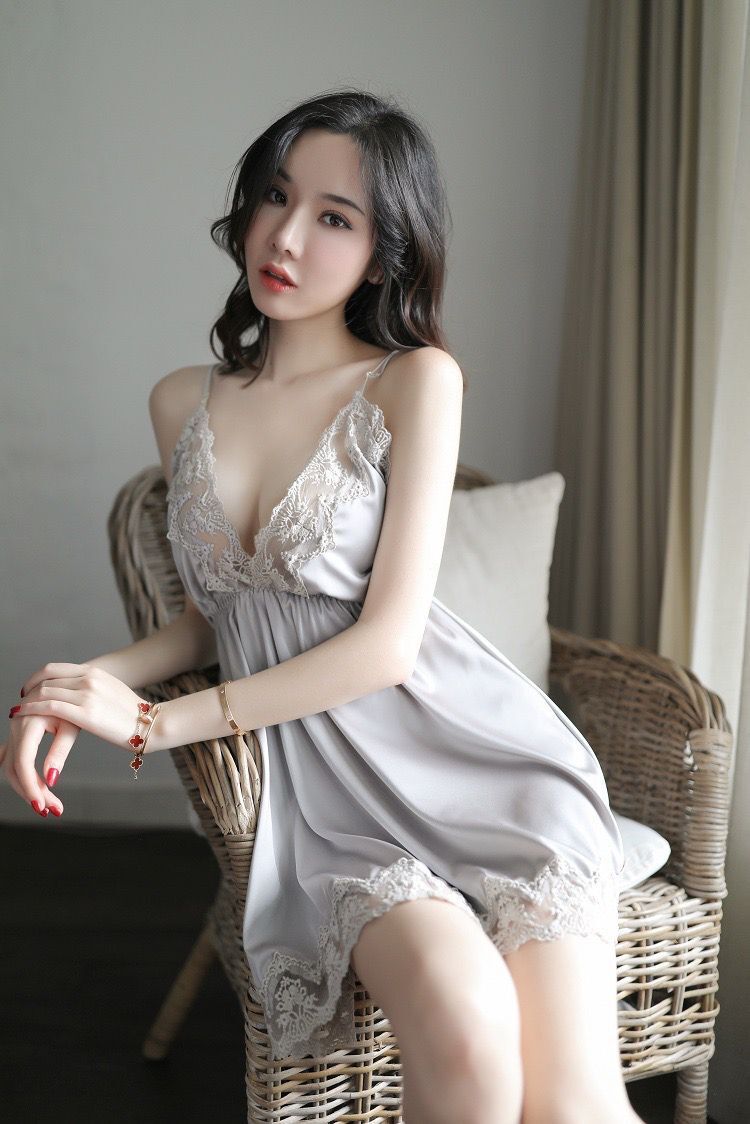 Embroidered Lace Chemise Set